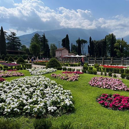 Apartmán Palazzo Riccamboni Riva del Garda Exteriér fotografie