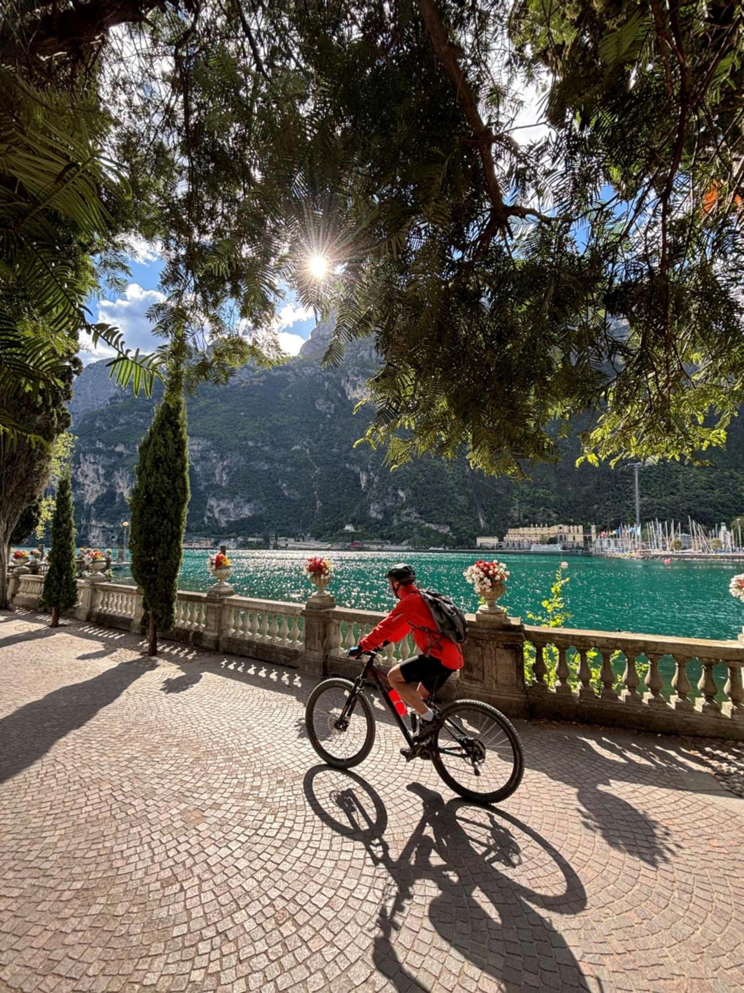 Apartmán Palazzo Riccamboni Riva del Garda Exteriér fotografie